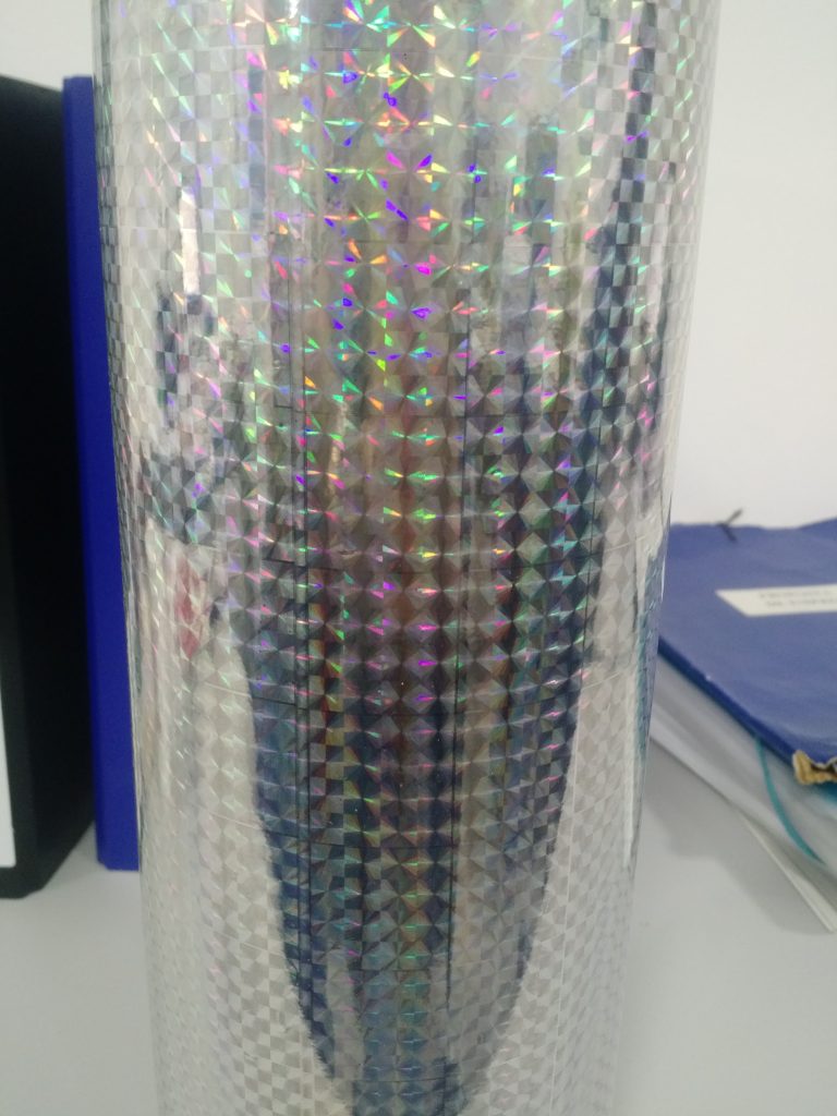 Adesivo Holográfico – Triângulo Prata