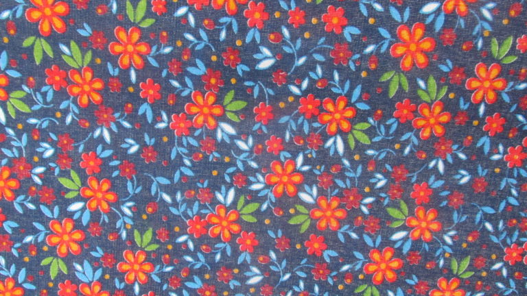 Tecido Autocolante Cretone - Flor e Fruto 10