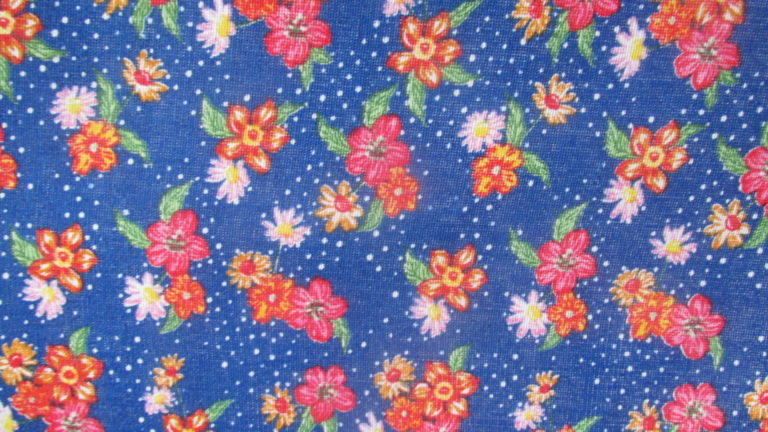 Tecido Autocolante Cretone - Flor e Fruto 15