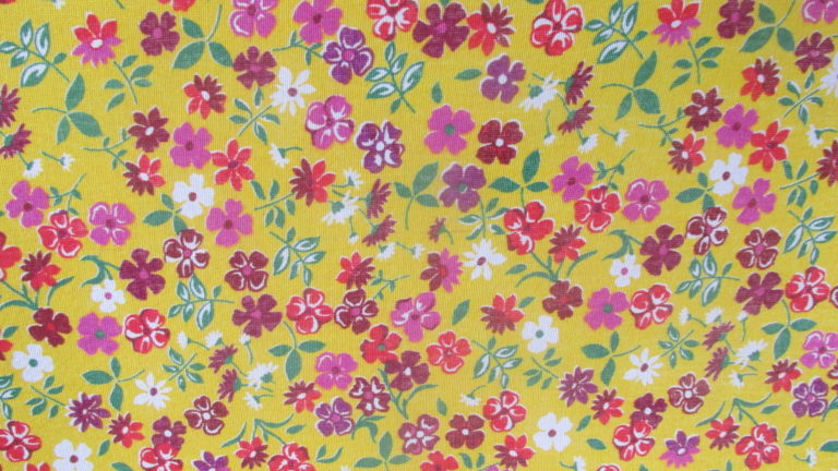 Tecido Autocolante Cretone - Flor e Fruto 17